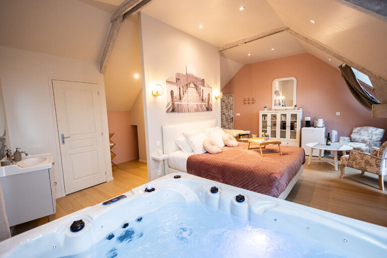 Chambre romantique avec jacuzzi en Normandie