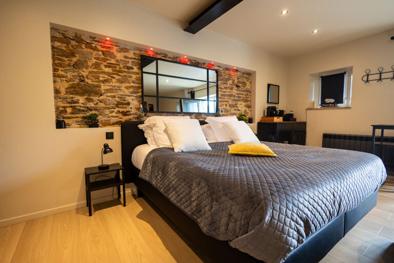 Chambre romantique L'Atelier à Couvains, dans la Manche